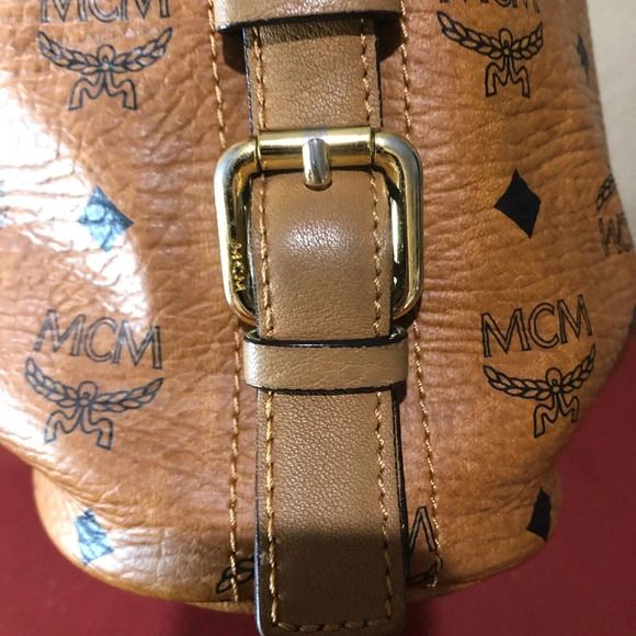 MCM Cognac Hobo - Picture 6 of 14